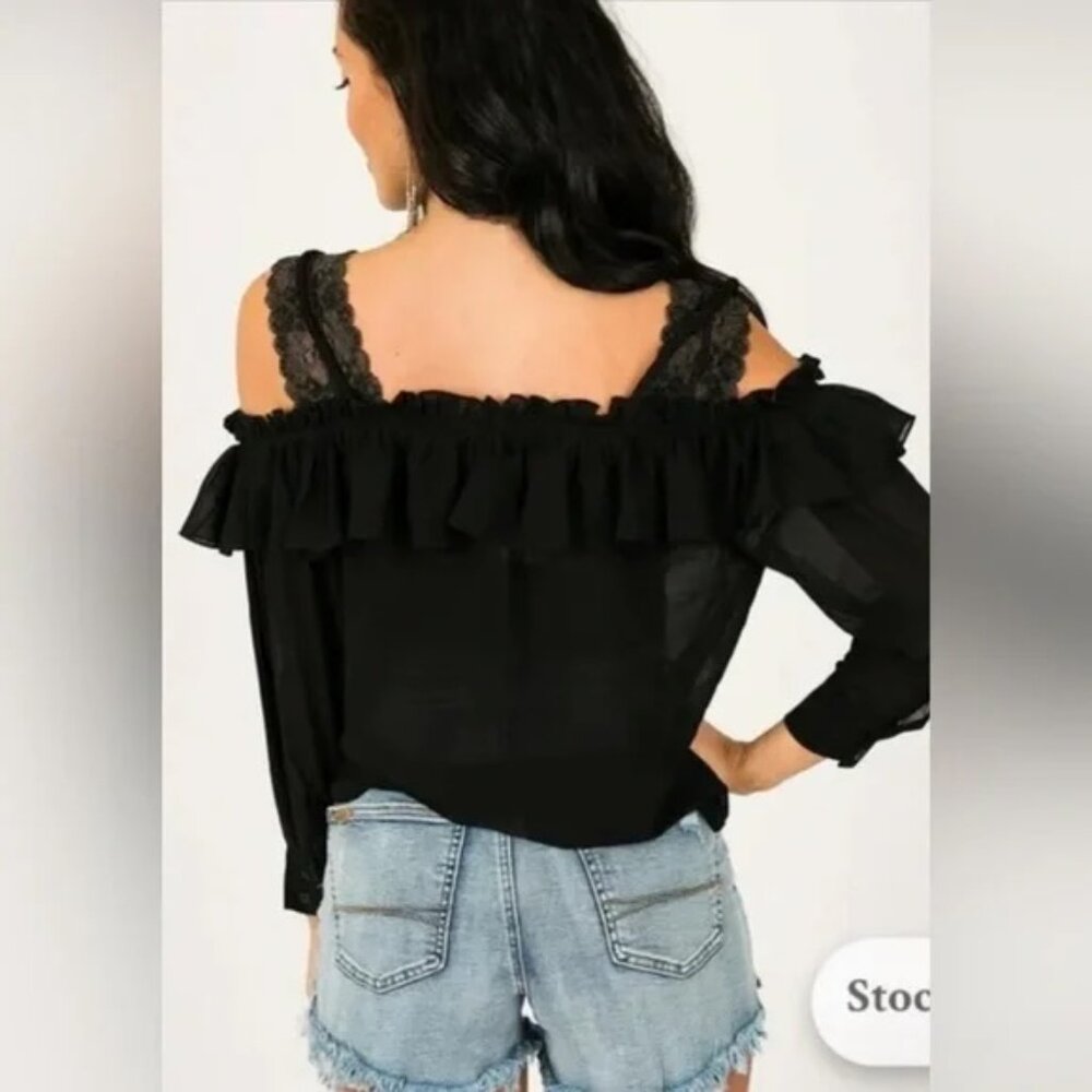 Host Pick! 🖤 Joyfolie Mia Joy Charlie Top – Black – NWT (Size M) 🖤 - Picture 2 of 12
